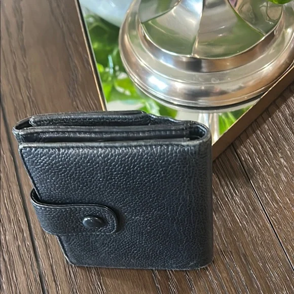 Chanel Black CC Leather Compact Wallet - Picture 7 of 7